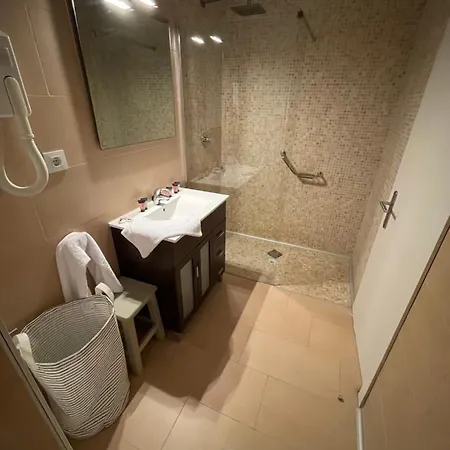 Hotel Mas Boronat 3*