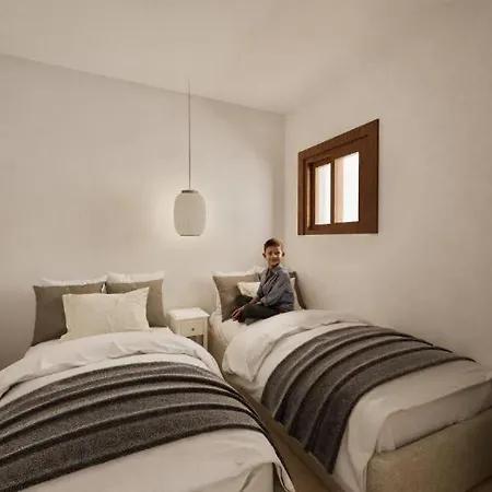 Mas Boronat 3* Salomo
